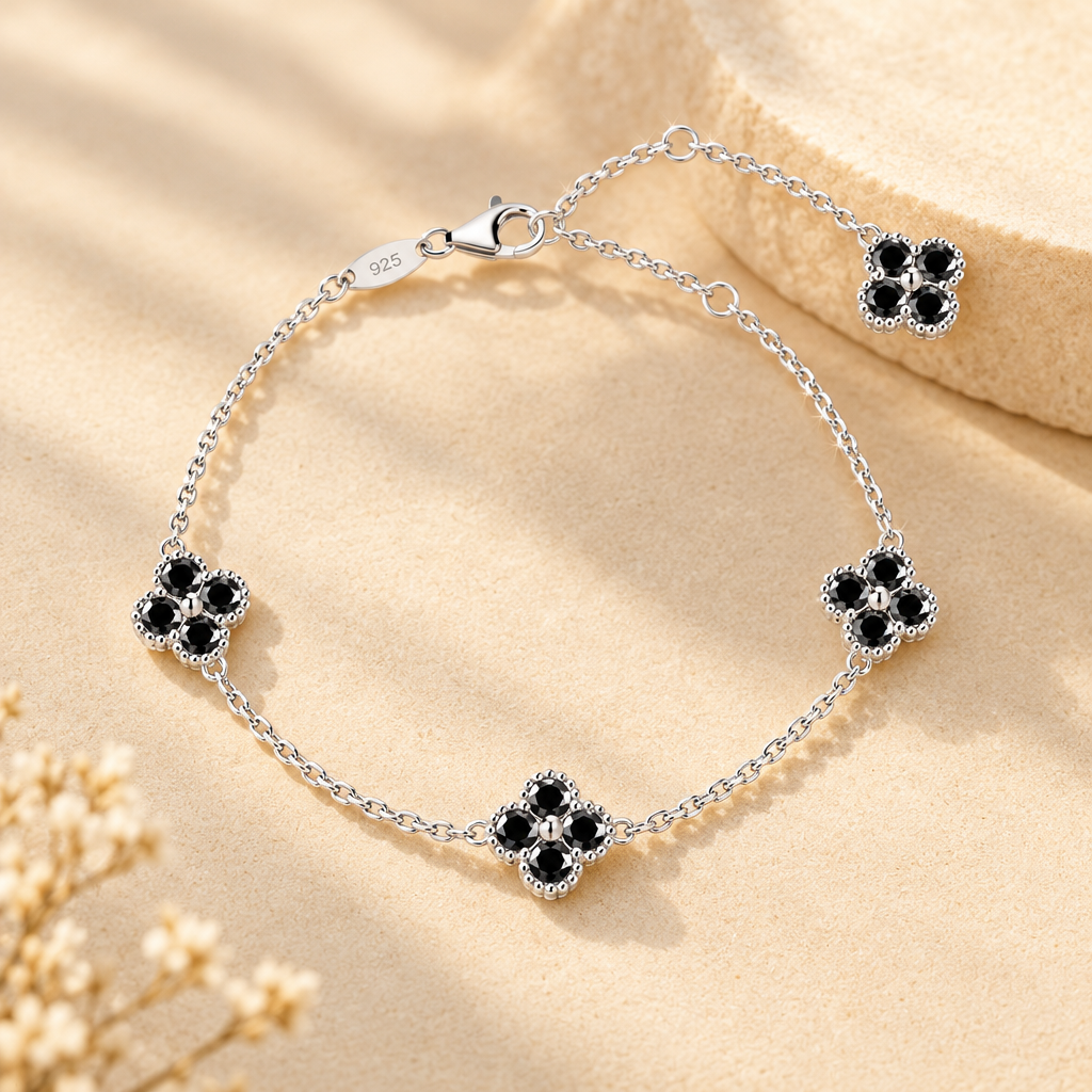 Clover Bracelet – Sand BG